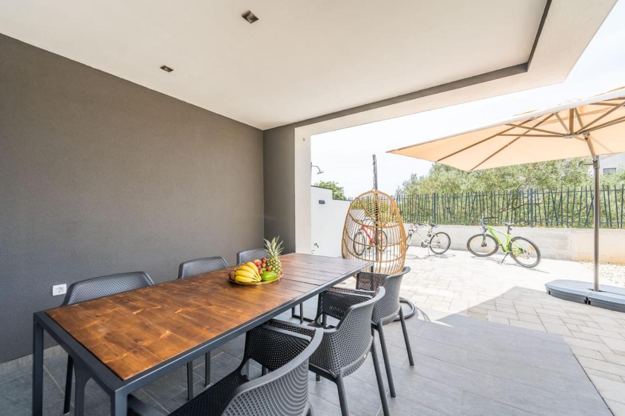 Holiday House Sukosan Zadar Экстерьер фото